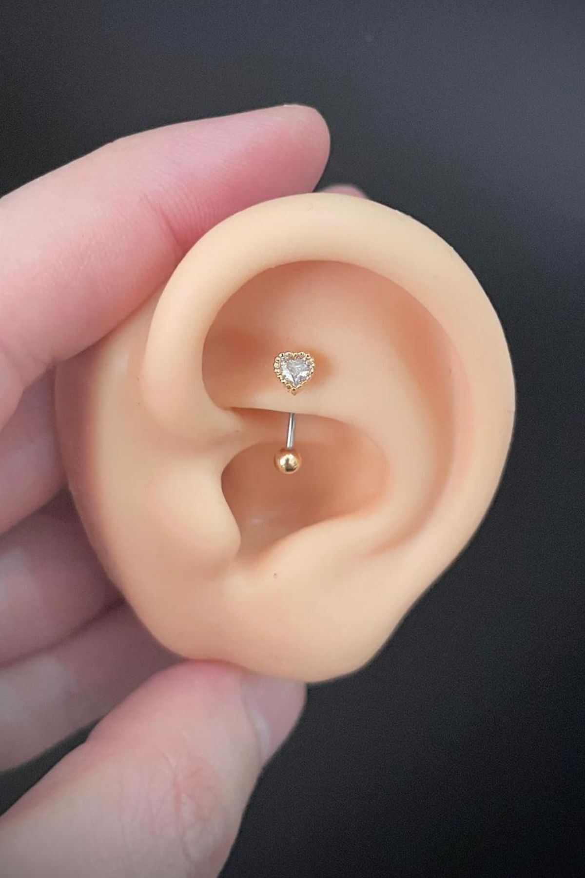 Kadın Kalp Figürlü Zirkon Taşlı Rook ve Kaş Çelik Piercing