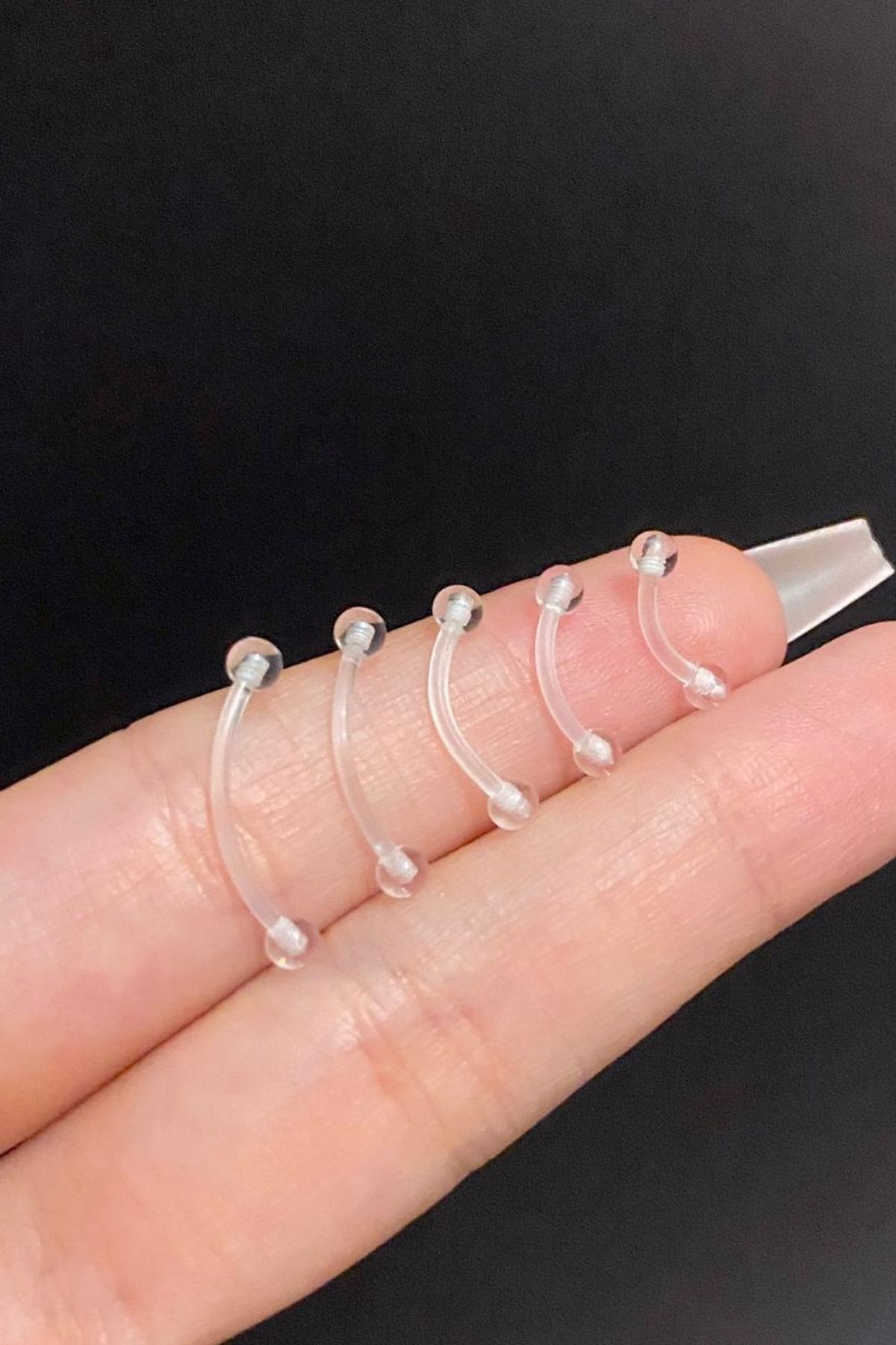 Kadın Şeffaf Antialerjik Bioplast Kaş Rook Daith Piercing 1 Adet