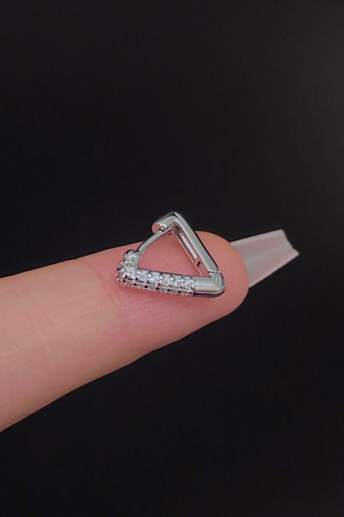 Kadın Üçgen Zirkon Taşlı Tragus Helix Kıkırdak Çelik Halka Piercing