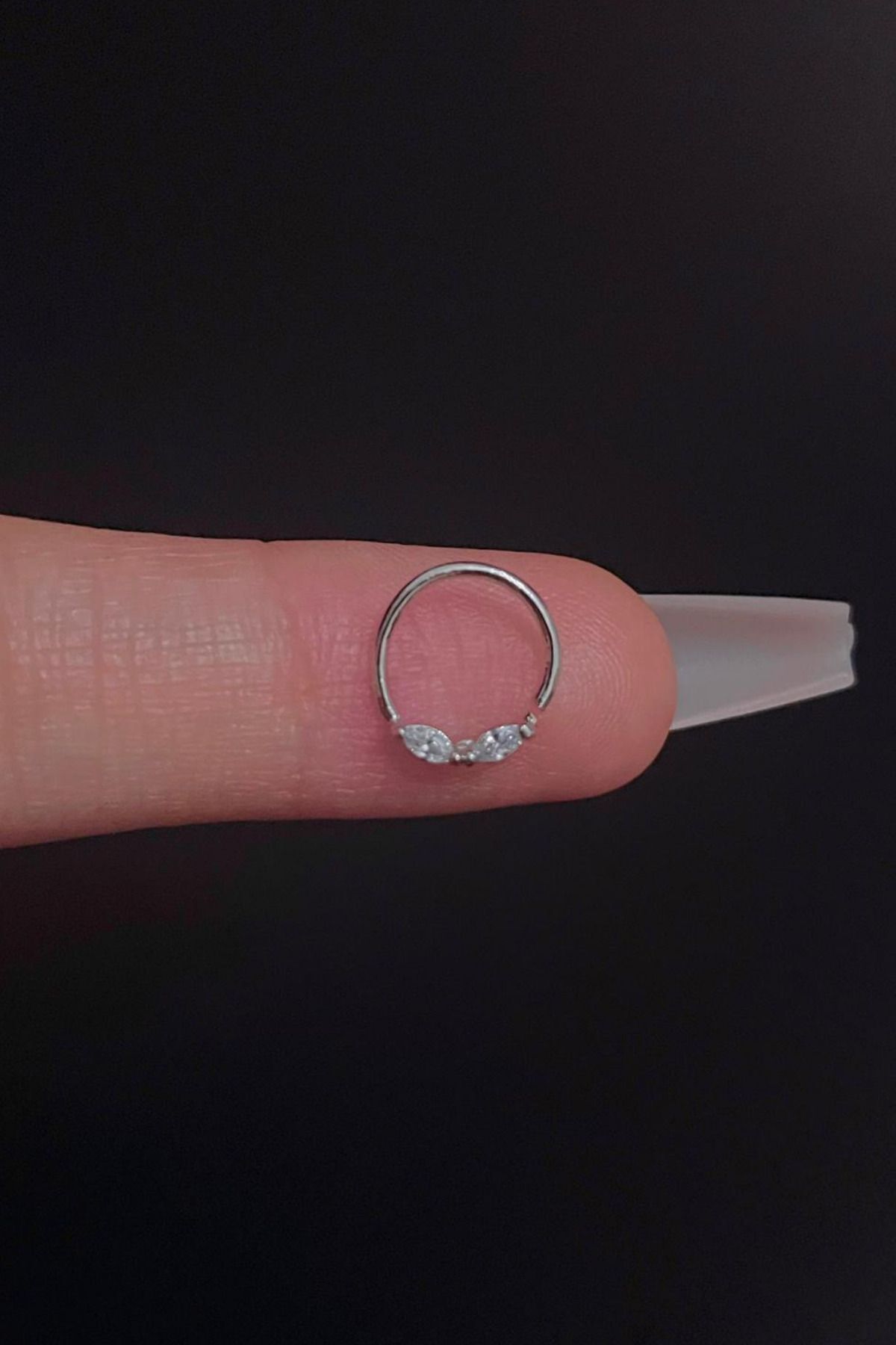 Kadın Damla Figürlü Zirkon Taşlı Lobe, Daith, Rook, Septum Halka Çelik Piercing