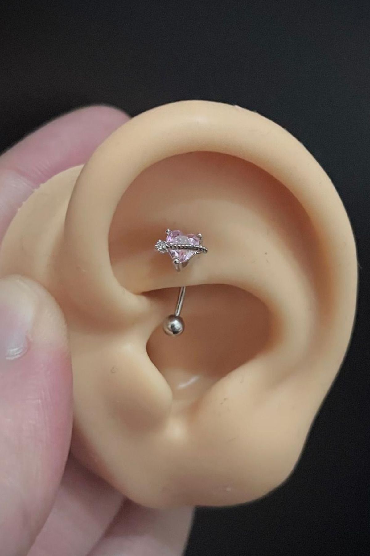 Kadın Kalp Figürlü Mor Zirkon Taşlı Rook ve Kaş Çelik Piercing