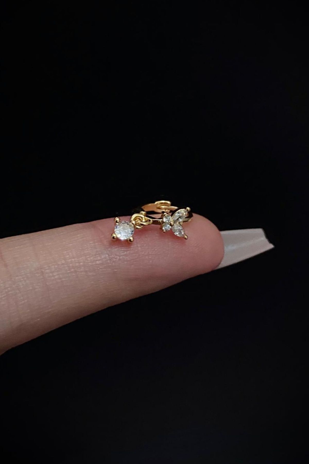 Kadın Kelebek Figürlü Sallantılı Zirkon Taşlı Tragus Helix Kıkırdak Halka Çelik Piercing