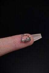 Kadın Yaprak Figürlü Zirkon Taşlı Tragus Helix Kıkırdak Halka Çelik Piercing