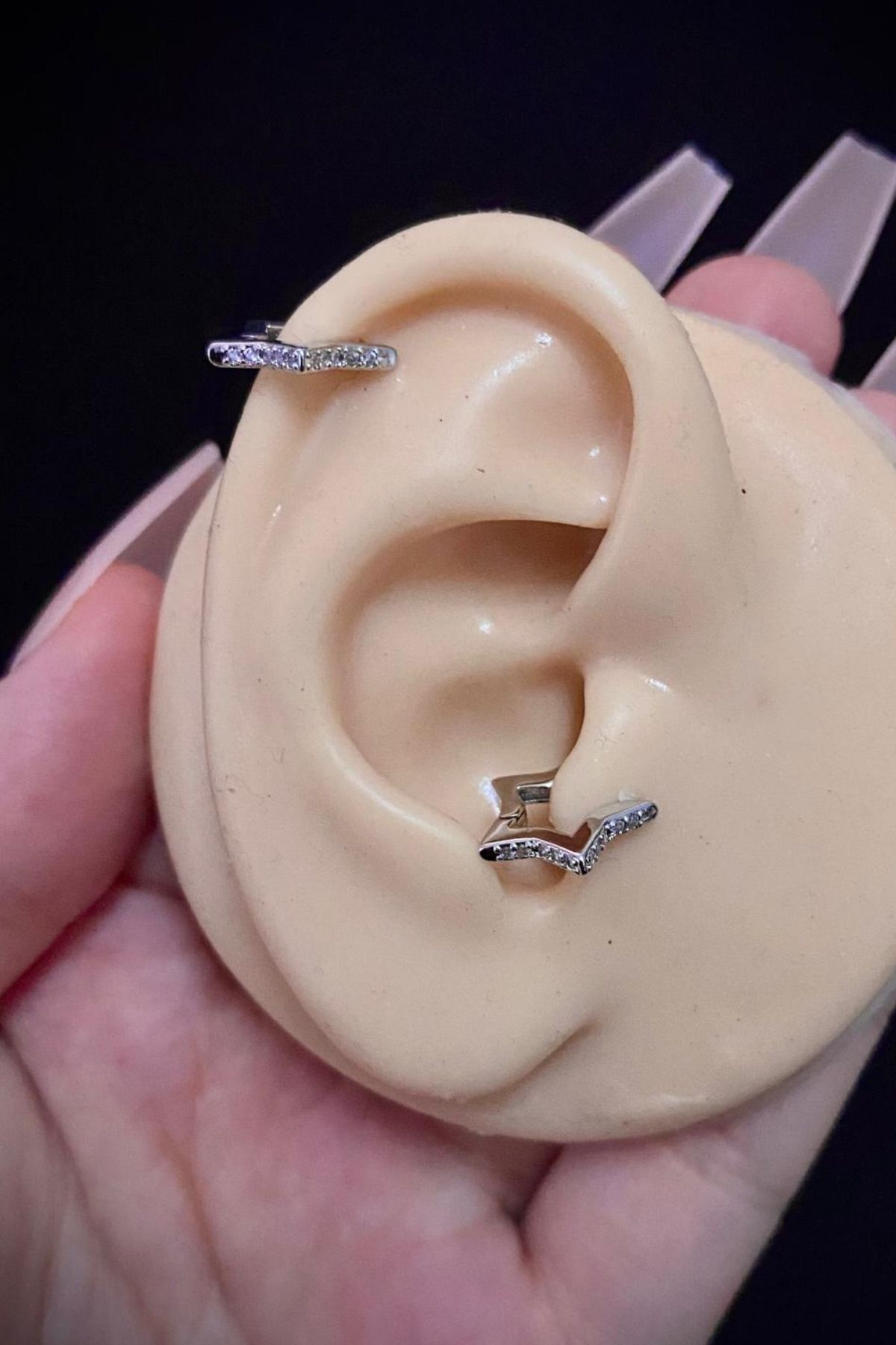 Kadın Yıldız Figürlü Zirkon Taşlı Tragus Helix Kıkırdak Çelik Piercing