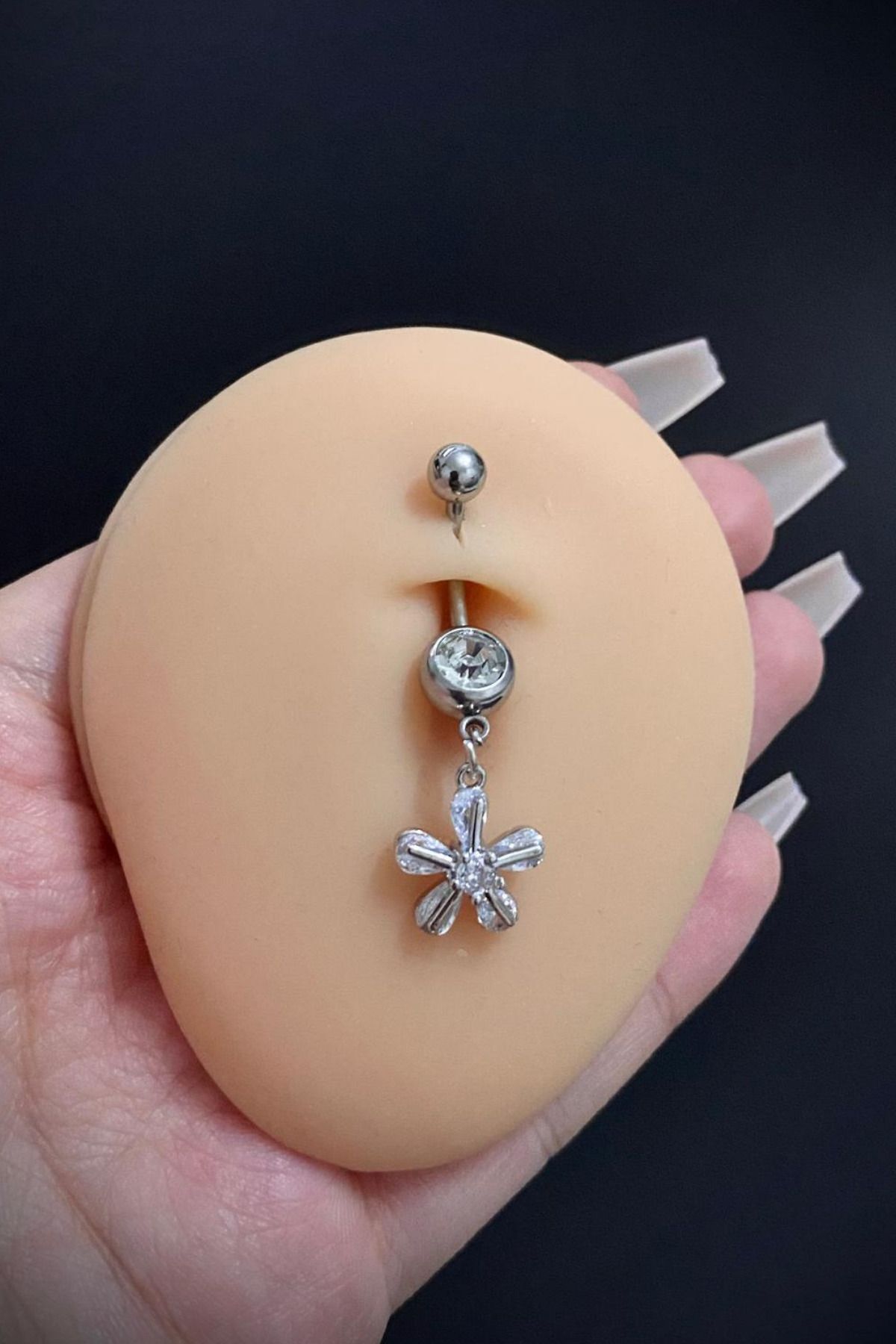 Kadın Cerrahi Çelik Papatya Figürlü Sallantılı Belly Göbek Piercing